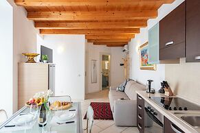 Stefy House 50 mt Near The Lake