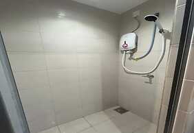 OYO 91024 Tower A & B Sensory Residence