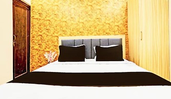 Goroomgo Vrrinda Home Stay Varanasi