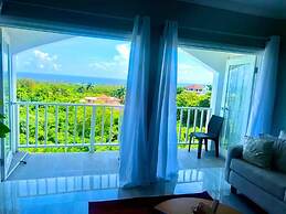 Charming Sea View Town House Chef Driver Optional