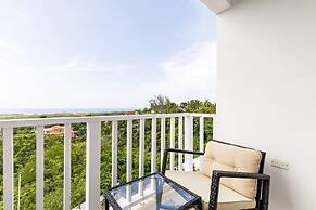 Charming Sea View Town House Chef Driver Optional