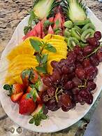 Charming Sea View Town House Chef Driver Optional