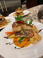 Charming Sea View Town House Chef Driver Optional