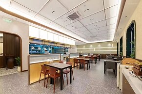 Nostalgia Hotel Beijing National Trade