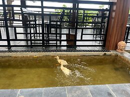 Nguyen Shack Retreat