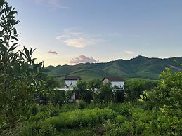 Nguyen Shack Retreat