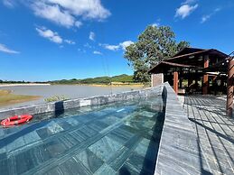 Nguyen Shack Retreat