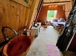 Nguyen Shack Retreat