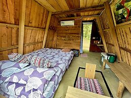 Nguyen Shack Retreat