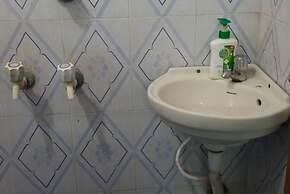 Goroomgo Kiran Guest House Kolkata