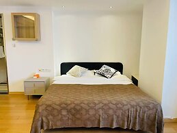 Leleju Boutique Apartment Shanghai