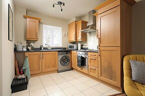 Stylish Flat With Sofa Bed in Malmesbury