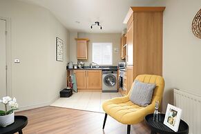 Stylish Flat With Sofa Bed in Malmesbury