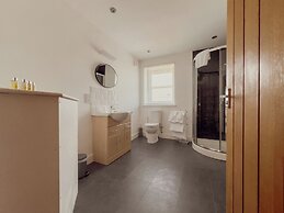 Loch Ness Gate House Apartments