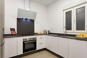 Solaga - Soho Suites