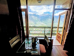 6th Element Cottages