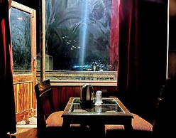 6th Element Cottages