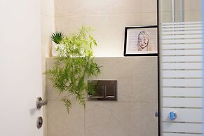 Old North Green Oasis by Sea N' Rent