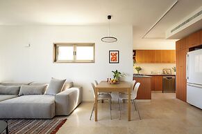 Old North Green Oasis by Sea N' Rent