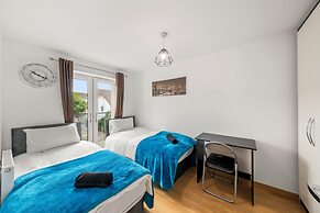 Charming 3 Bedroom House in Reading