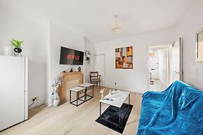 Reading Retreat Spacious 5 Bedroom House