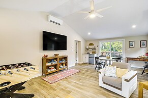 Waterfront Escape in Cub Run w/ Deck & Hot Tub!