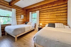 Deck & Pool Access: Pine Mountain Club Cabin!