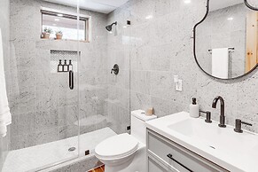 Deck & Pool Access: Pine Mountain Club Cabin!