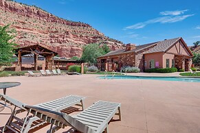 Gorgeous Kanab Home: Canyon Views & Pool Access!