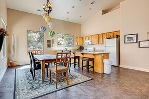 Gorgeous Kanab Home: Canyon Views & Pool Access!