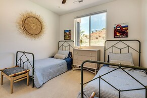 Gorgeous Kanab Home: Canyon Views & Pool Access!