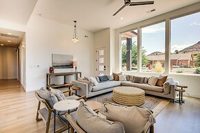 Gorgeous Kanab Home: Canyon Views & Pool Access!