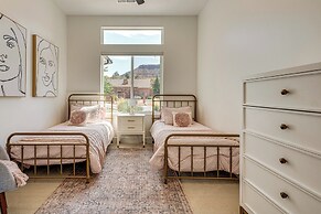 Gorgeous Kanab Home: Canyon Views & Pool Access!