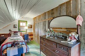 Ferrum Rustic Cabin in the Valley w/ Fire Pit