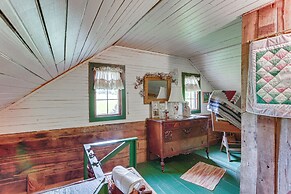 Ferrum Rustic Cabin in the Valley w/ Fire Pit