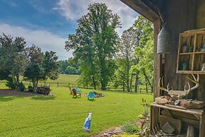 Ferrum Rustic Cabin in the Valley w/ Fire Pit
