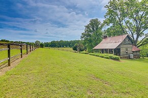Ferrum Rustic Cabin in the Valley w/ Fire Pit