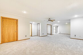 Pet-friendly Johnston Getaway w/ Deck & Yard!