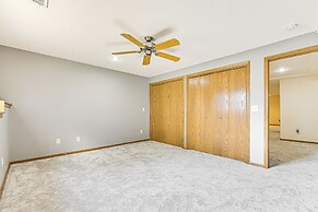 Pet-friendly Johnston Getaway w/ Deck & Yard!