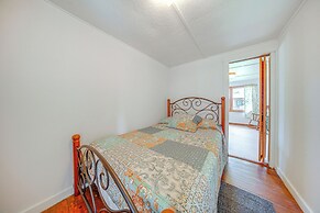 Steps to Lake + Public Boat Ramp: Edinboro Cottage