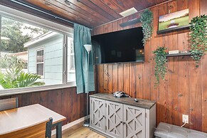 Pinellas Park Home: Swim, Golf, Grill & More!