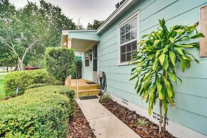 Pinellas Park Home: Swim, Golf, Grill & More!