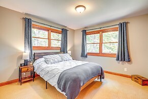 Rhinelander Chain of Lakes Home w/ River Dock!