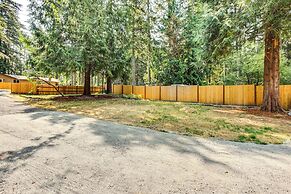 Lakefront Gig Harbor Home w/ Deck & Views