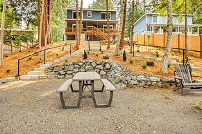 Lakefront Gig Harbor Home w/ Deck & Views