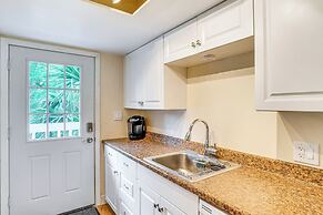 Half-mi to Riverwalk: Charming Sanford Retreat!