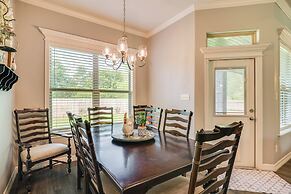 Bryan Home w/ Covered Patio: 6 Mi to Texas A&m!