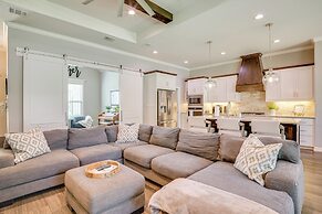 Bryan Home w/ Covered Patio: 6 Mi to Texas A&m!