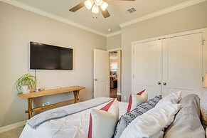 Bryan Home w/ Covered Patio: 6 Mi to Texas A&m!