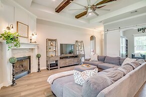 Bryan Home w/ Covered Patio: 6 Mi to Texas A&m!